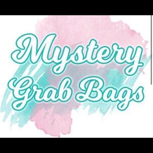 Mystery Grab Bag！！！10 clothes for $35